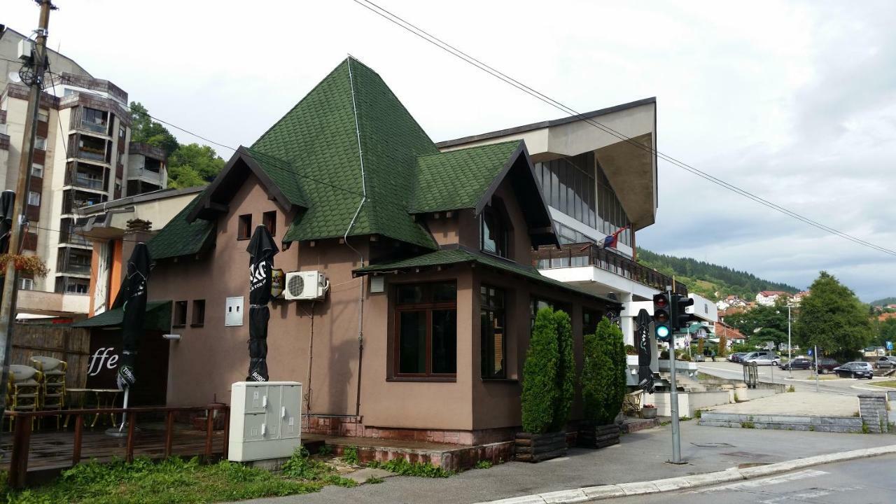 Art Hotell Nova Varoš Exteriör bild
